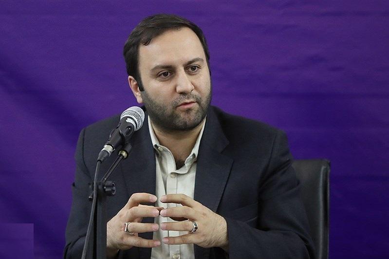 پیرهادی: استعفا و استیضاح رئیس جمهور، راه حل نیست، باید پیرهادی: استعفا و استیضاح رئیس جمهور، راه چاره نیست، باید دولت به کار وادار گردد